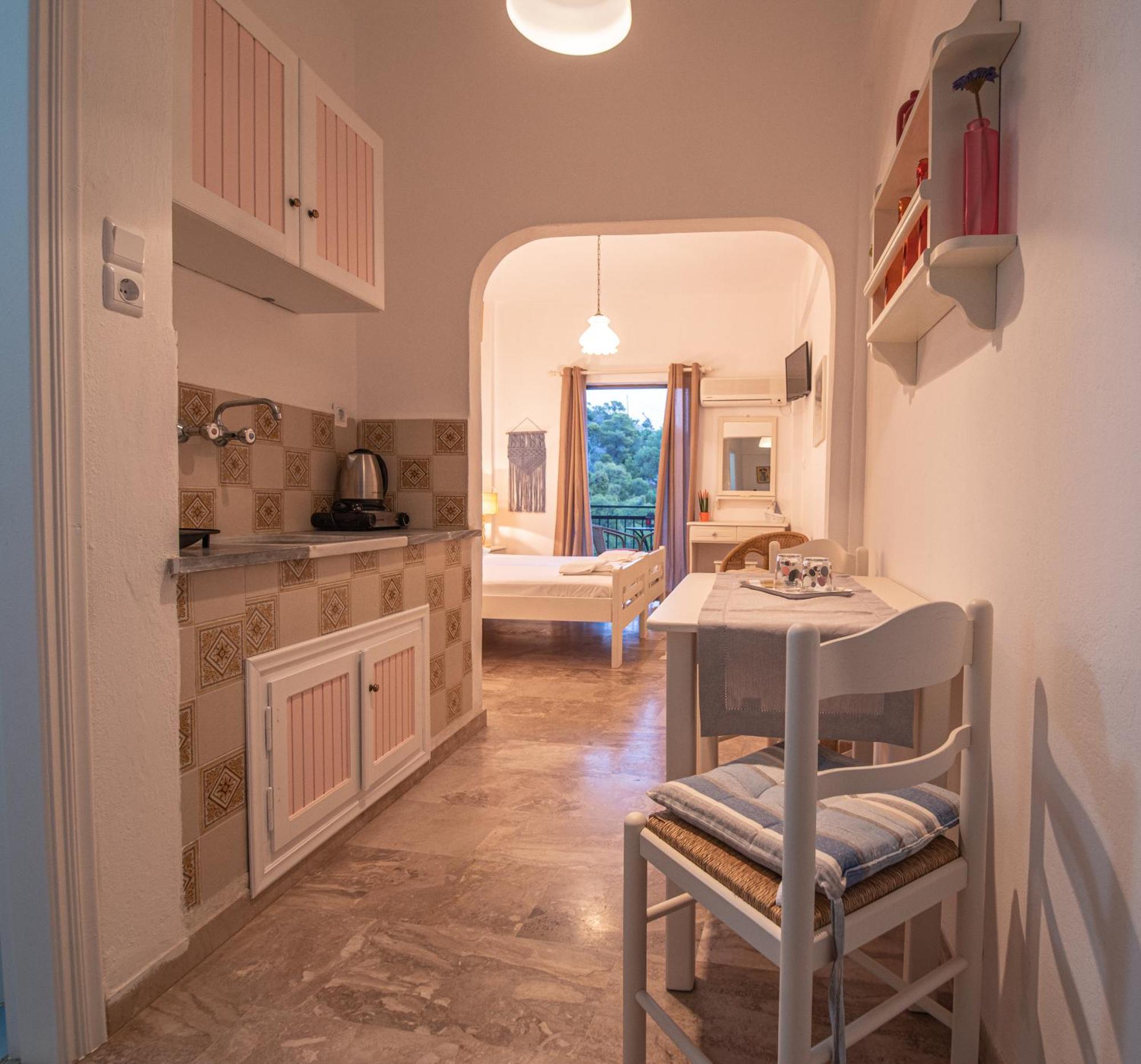 Stella Studios Poros Town Dış mekan fotoğraf